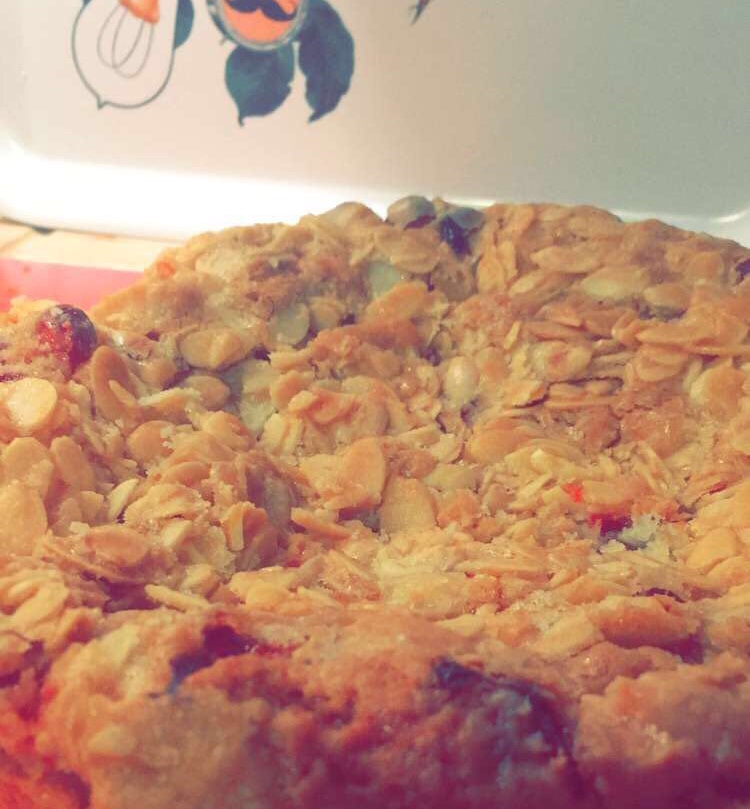 Recipe: Almond And Cranberry Streusel Cake